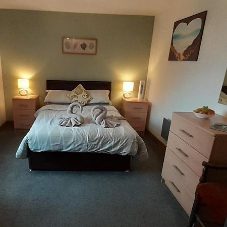 The Broads B&B With Private Shower Room And Wc Potter Heigham Экстерьер фото